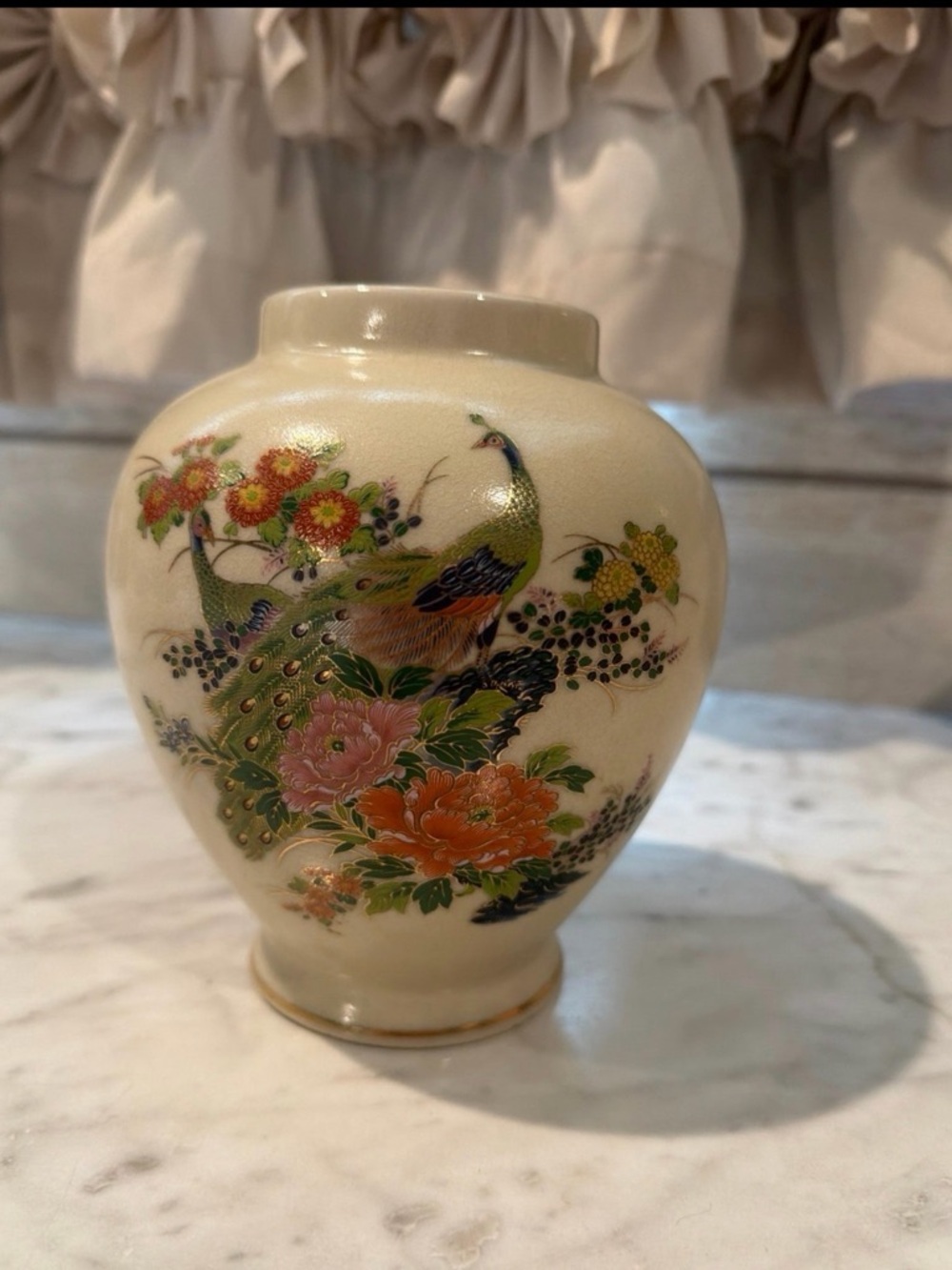 vintage japanese porcelain vase ft peacock and floral design